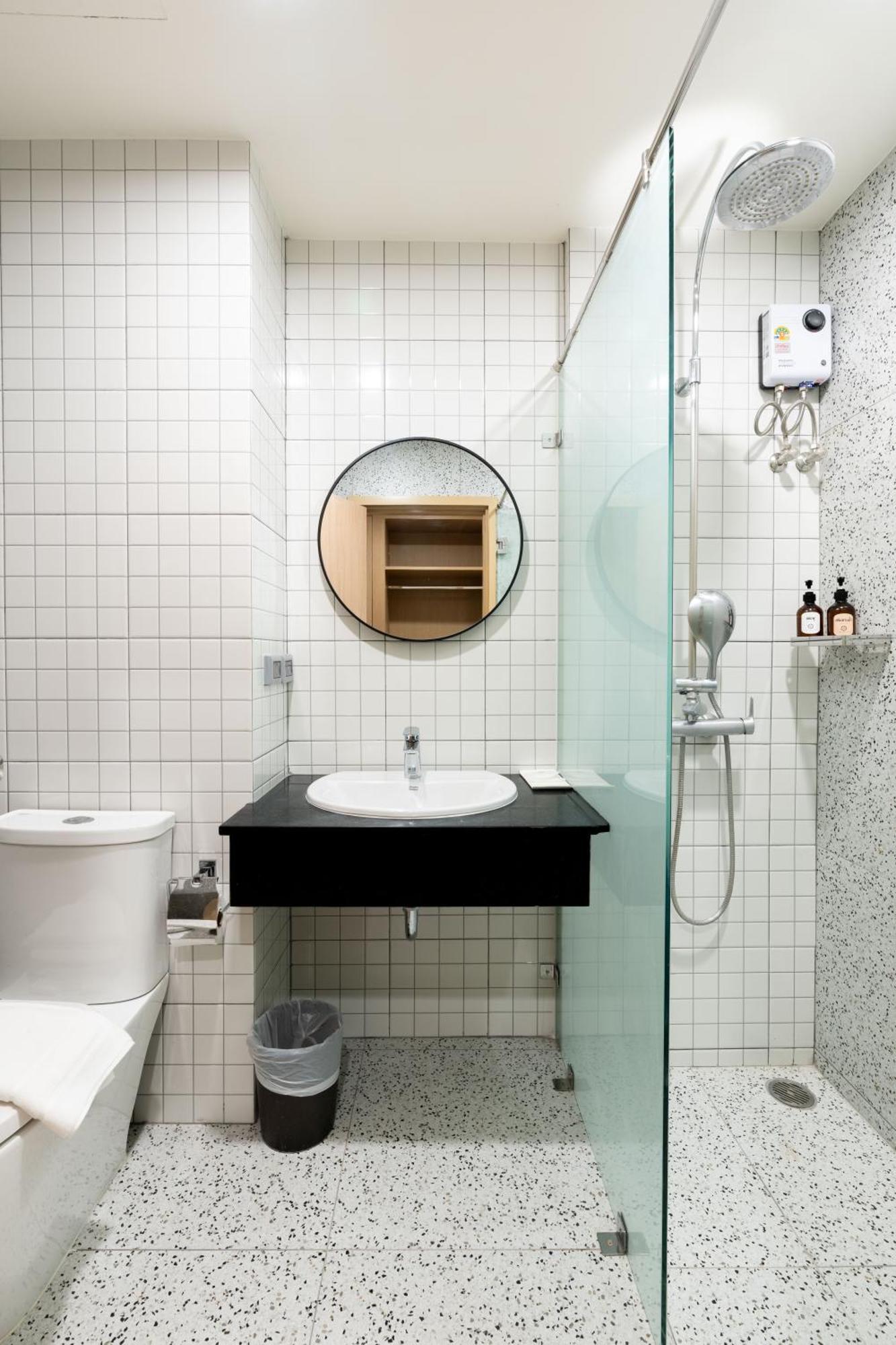 Ca Hotel And Residence Phuket - Sha Extra Plus Rom bilde