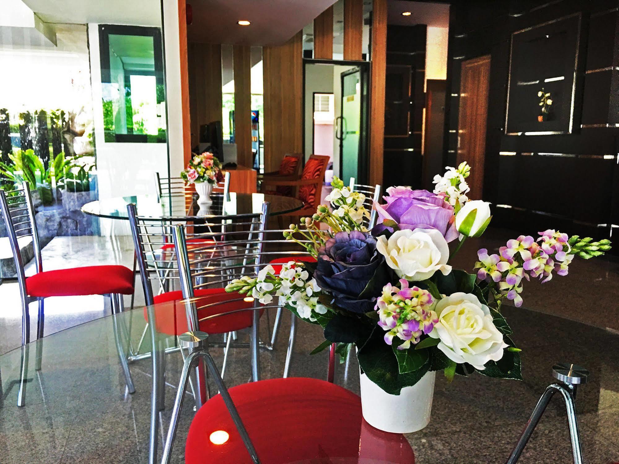 Ca Hotel And Residence Phuket - Sha Extra Plus Eksteriør bilde
